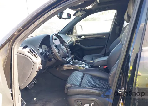 2016 Audi Sq5 3.0T Premium Plus z USA, uszkodzony, nr VIN WA1CCAFP1GA063606